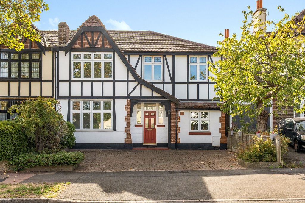 Property photo 1 of 13