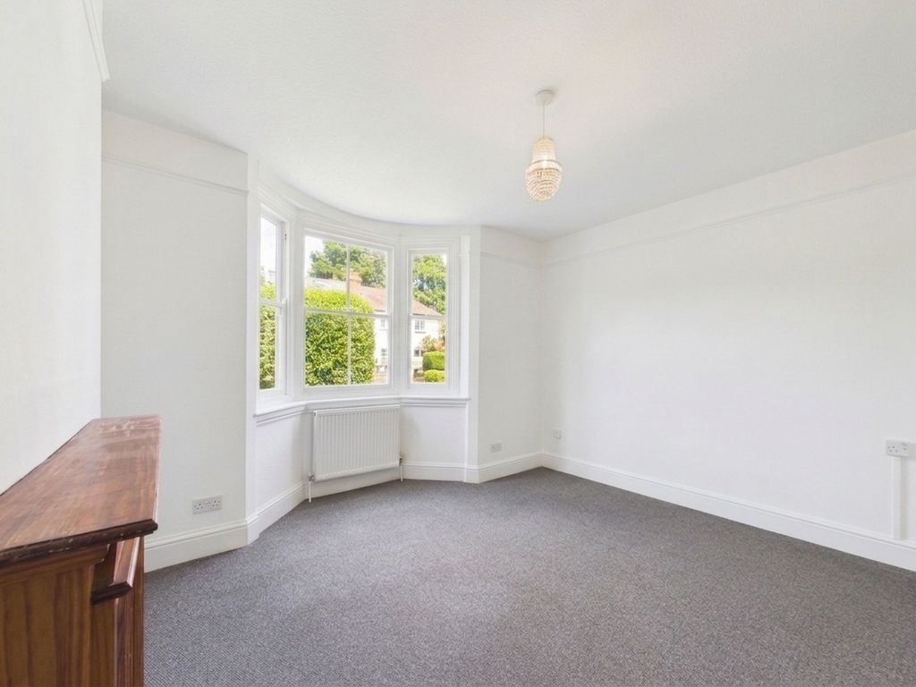 Property photo 3 of 23