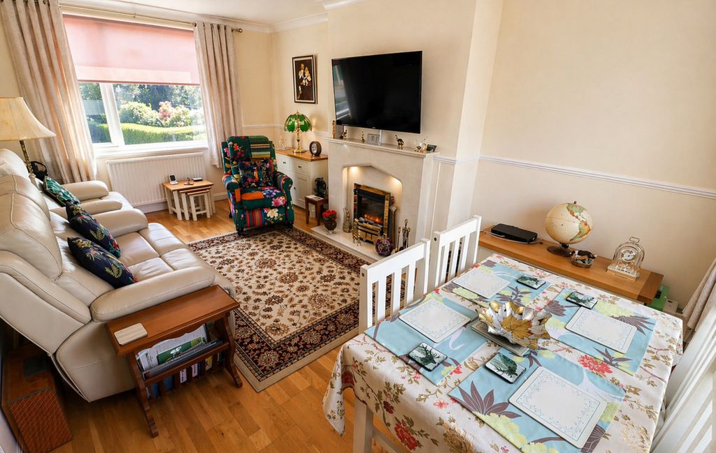 Property photo 2 of 15