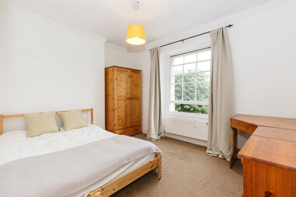 Property photo 2 of 11 Picture No. 23
