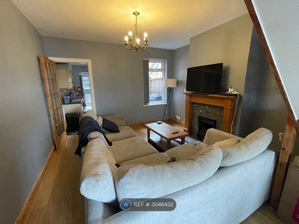Property photo 2 of 15