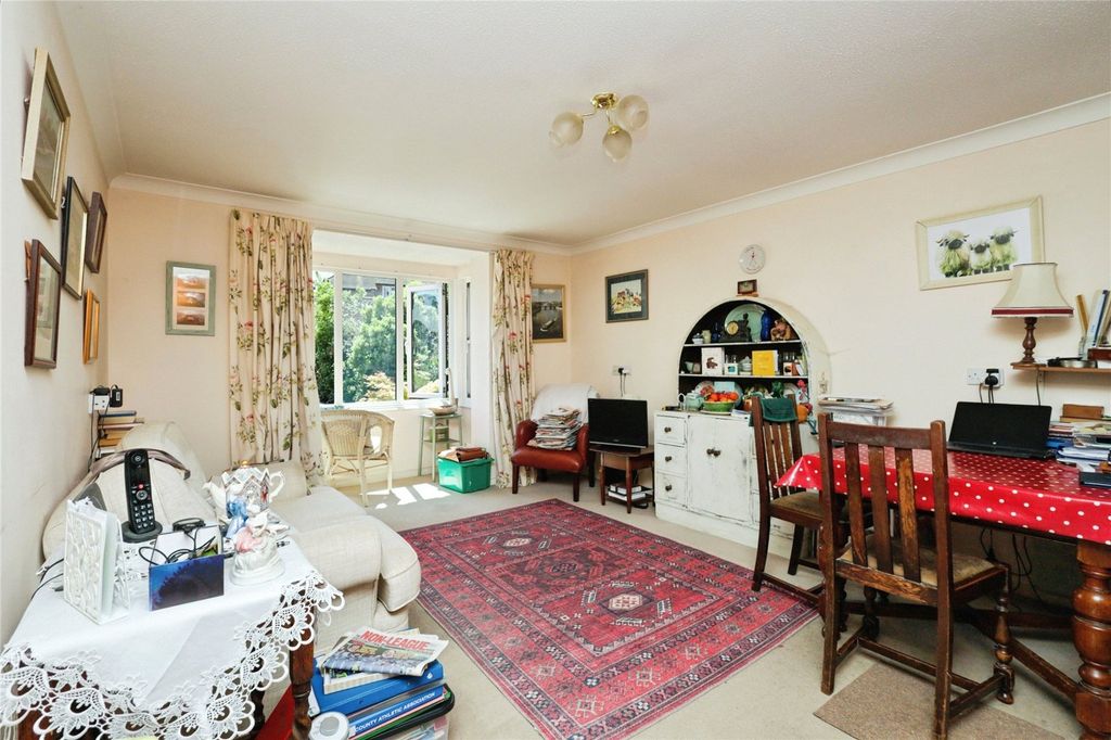 Property photo 2 of 6 Picture No. 04