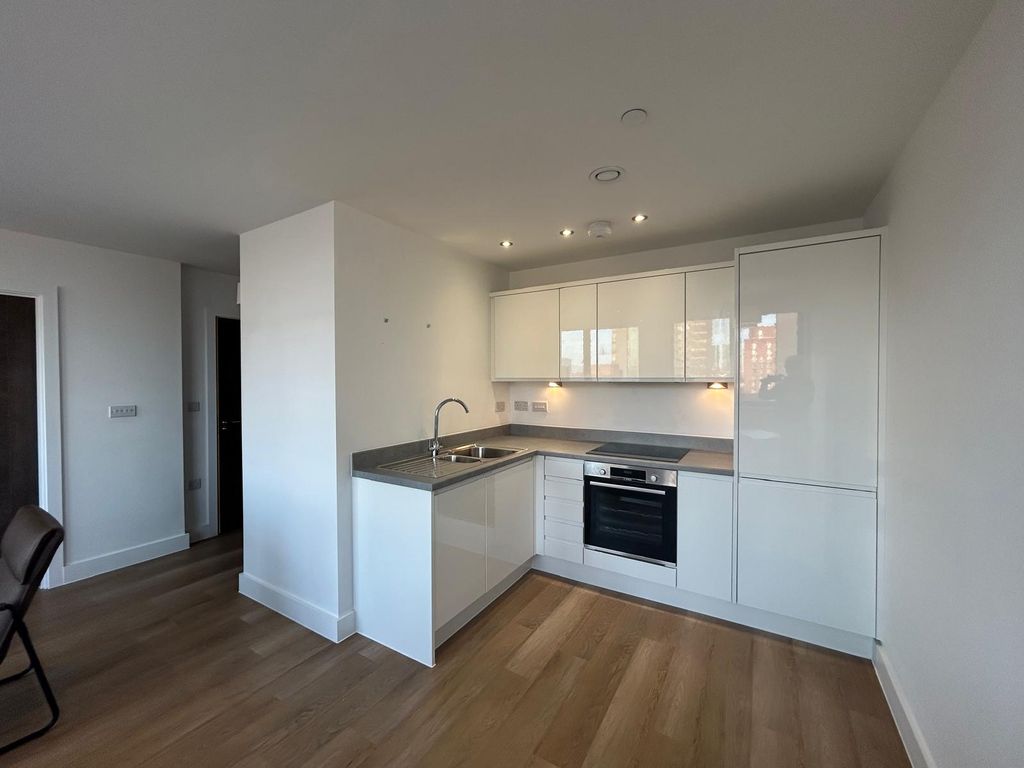 Property photo 3 of 5