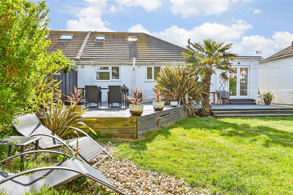 Additional image 13 of 4 bed chalet for saleVictoria Avenue, Peacehaven, East Sussex BN10