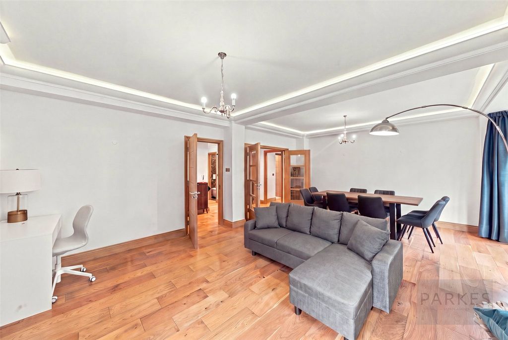 Property photo 2 of 24 Picture No. 29