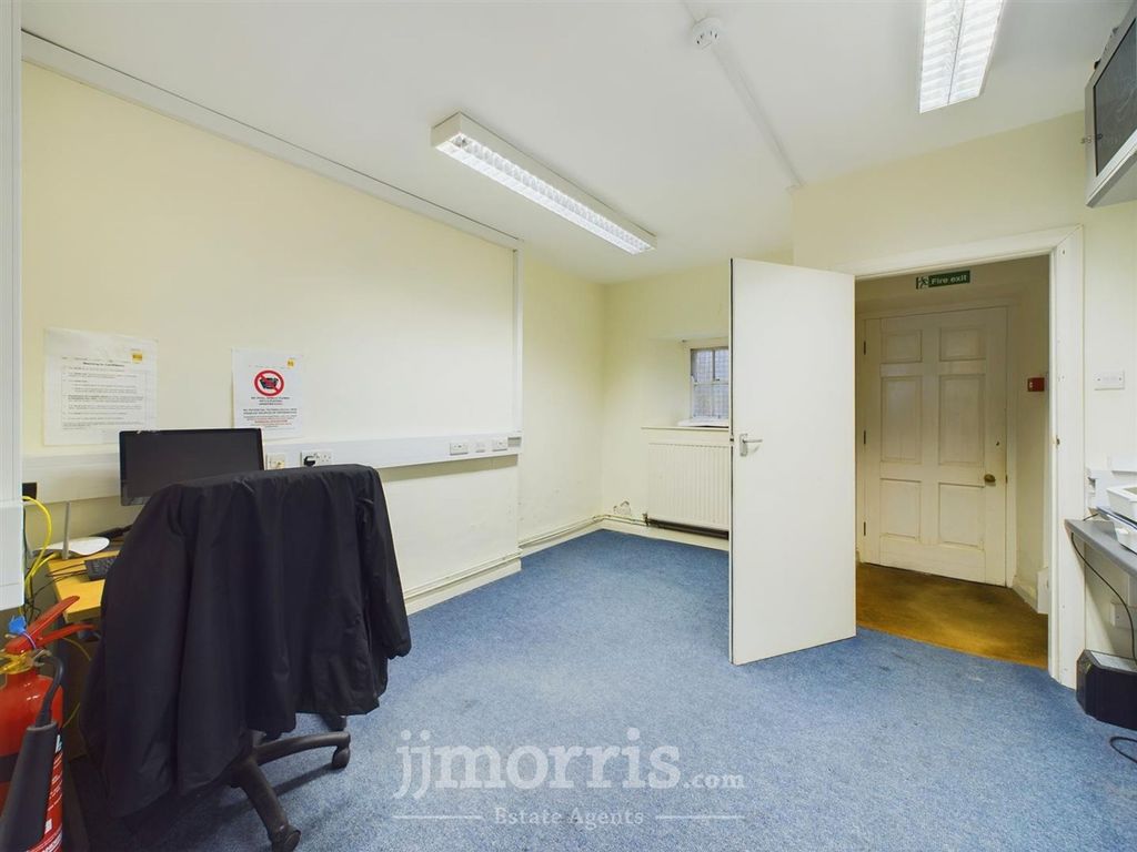 Property photo 3 of 15 Ground Floor Office Space