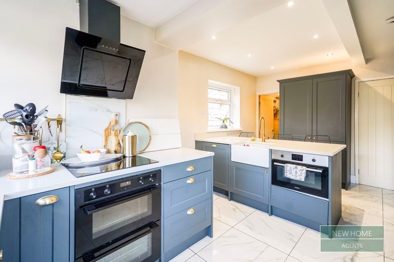 Property photo 3 of 19 Photo 5