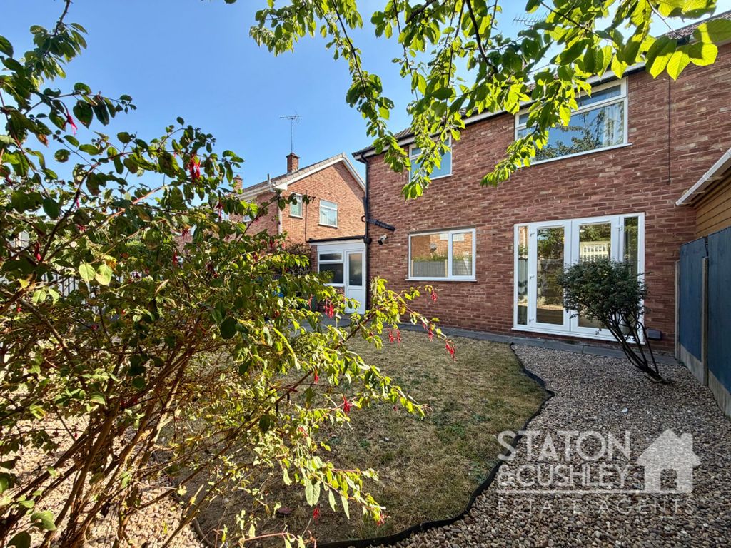 Property photo 2 of 23