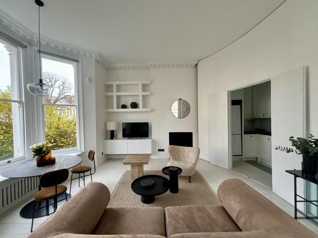 Property photo 3 of 18