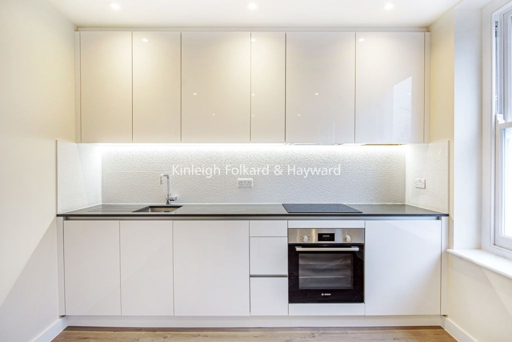 Property photo 2 of 6 65Bb81Bb-3475-4F76-A