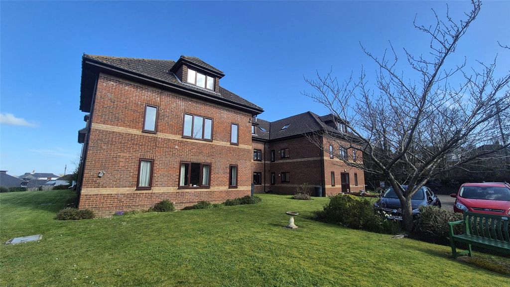 Property photo 1 of 16 Picture No. 15