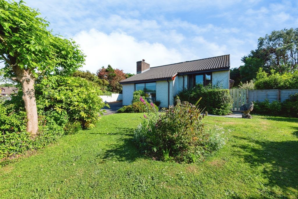 Property photo 2 of 25 Pbox-Img.Jpg