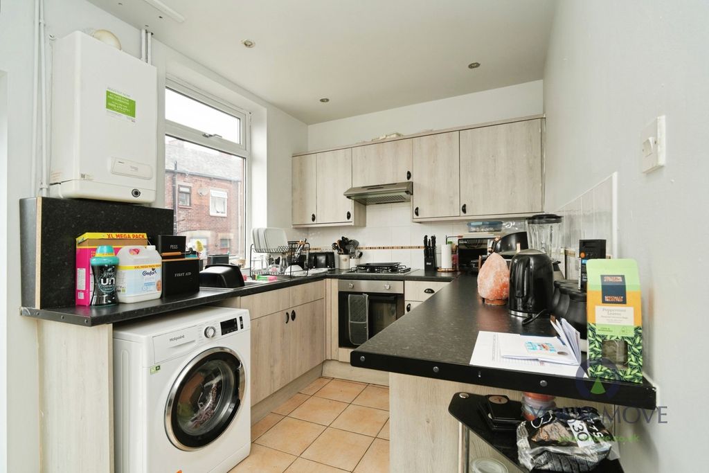 Property photo 3 of 8 Pbox-Img.Jpg