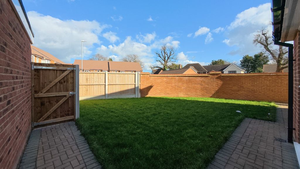 Property photo 3 of 16
