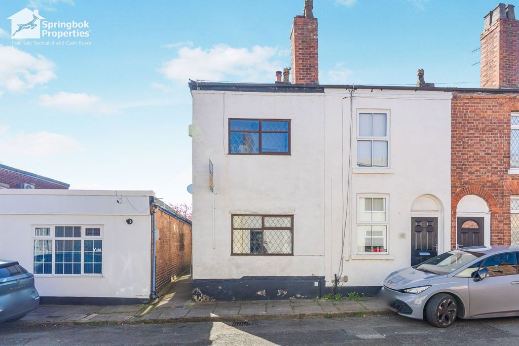 Property photo 1 of 16 Front View