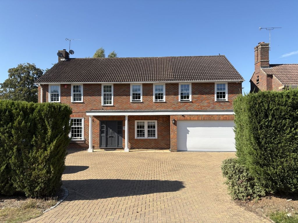 Property photo 1 of 15 3786304