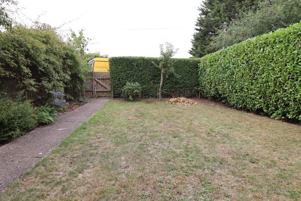 Property photo 3 of 13