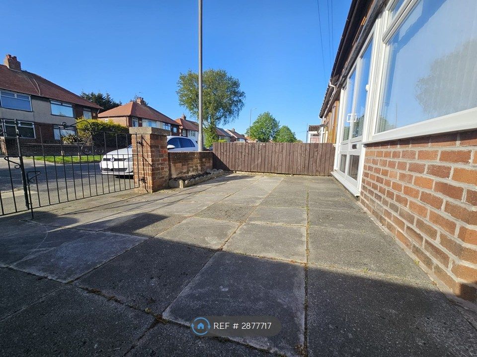 Property photo 2 of 19