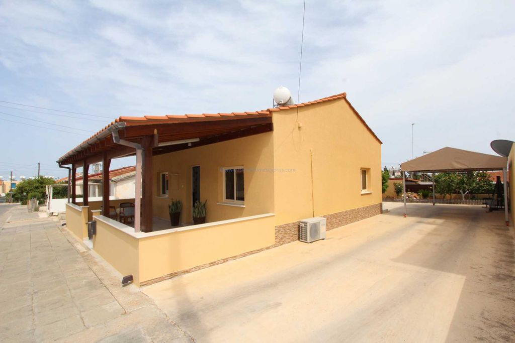 Property photo 1 of 15
