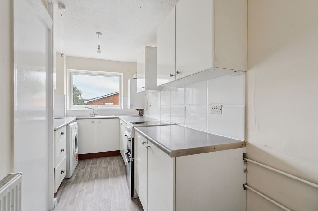 Property photo 3 of 9