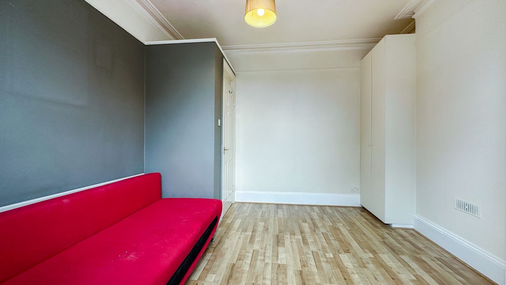 Property photo 2 of 15 Gallery