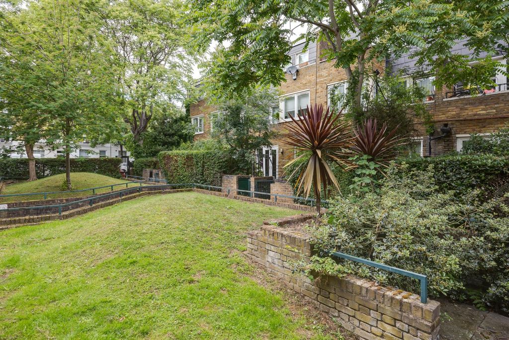 Property photo 1 of 8 Picture No. 23