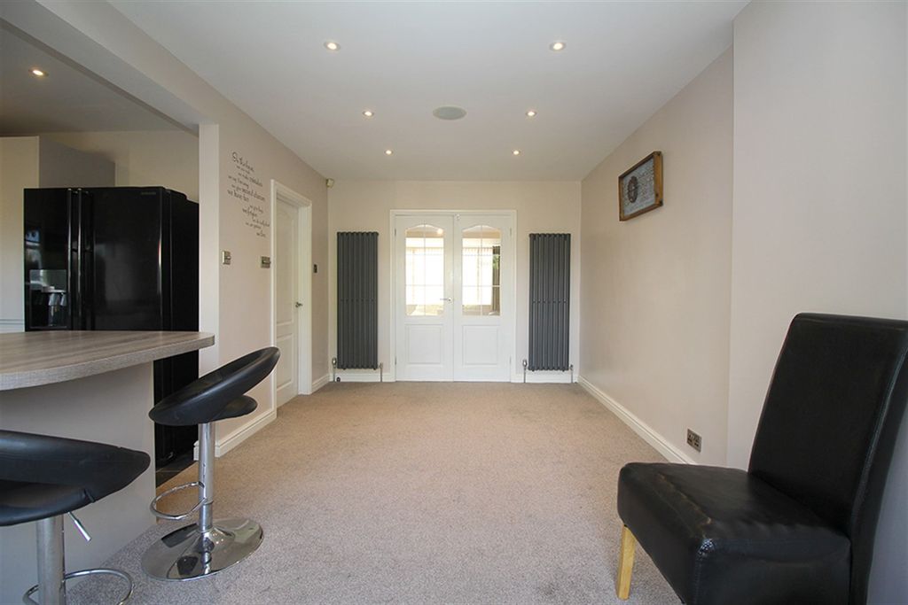 Property photo 2 of 39 Dining Area