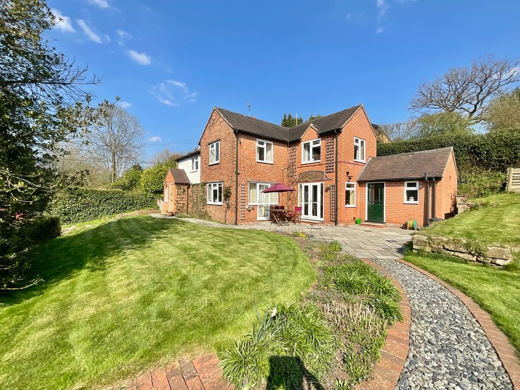 Property photo 1 of 28