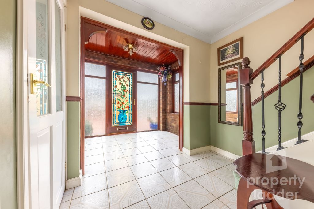 Property photo 2 of 19 Pl-11