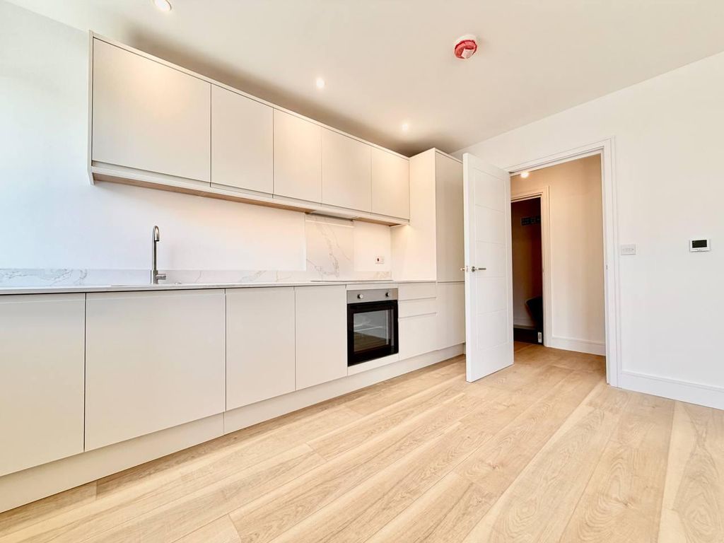Property photo 1 of 12 Kitchen
