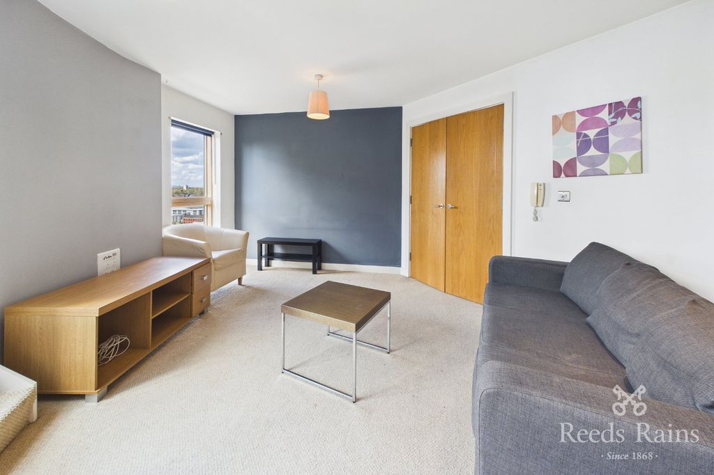 Property photo 2 of 9 Picture No. 09