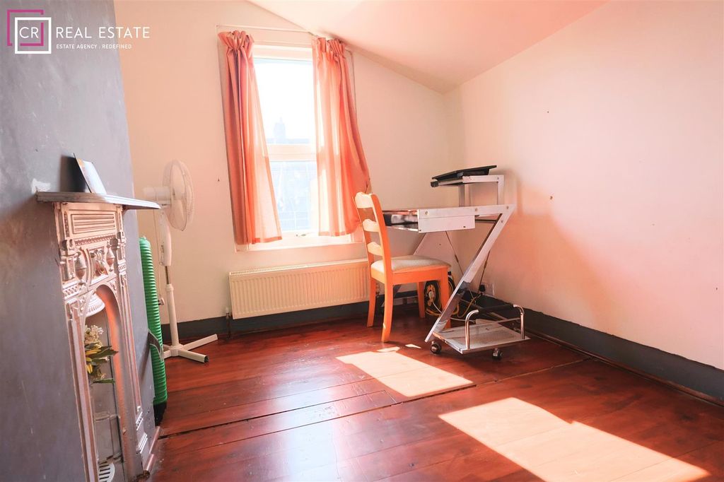 Property photo 3 of 9