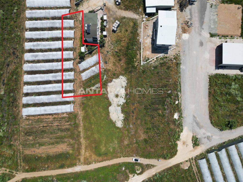 Property photo 1 of 12