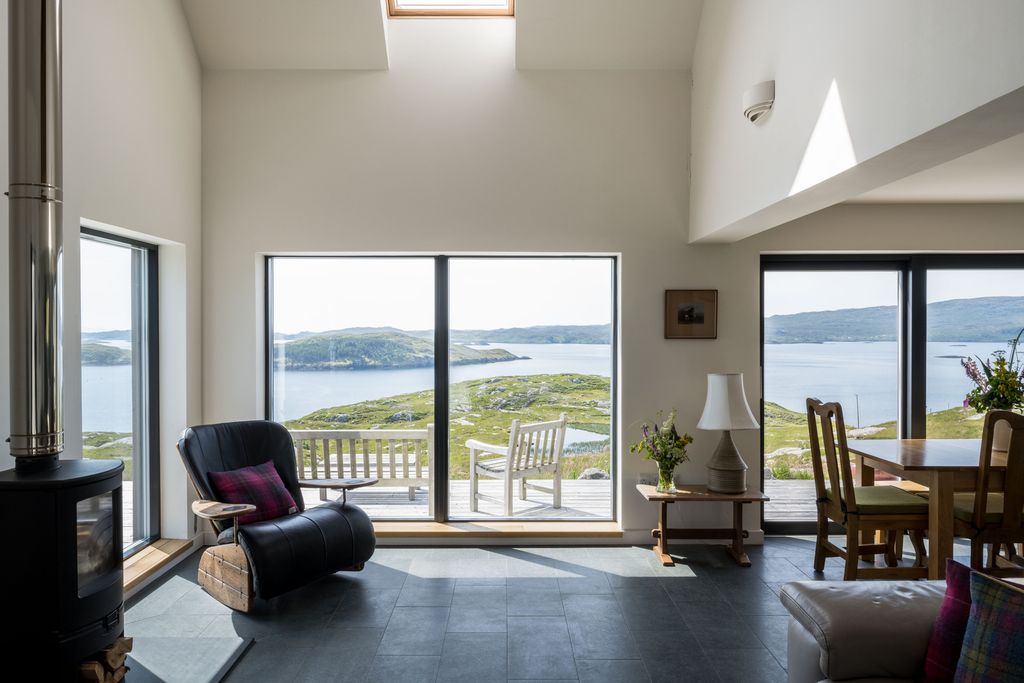Property photo 1 of 20 88991 - Tor Lodge_The Modern House (9).Jpg