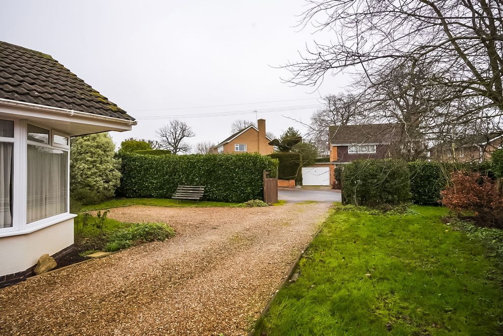 Property photo 3 of 13