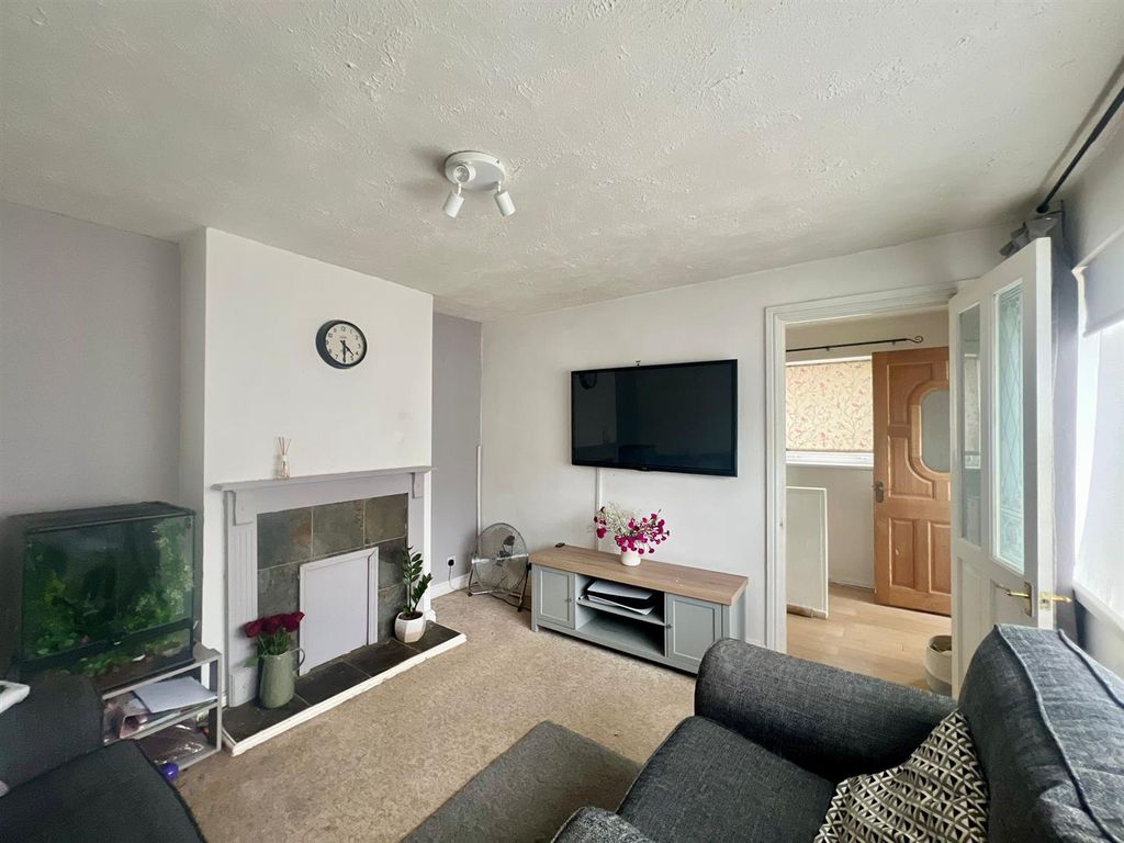 Property photo 2 of 11 Sr ii.Jpg