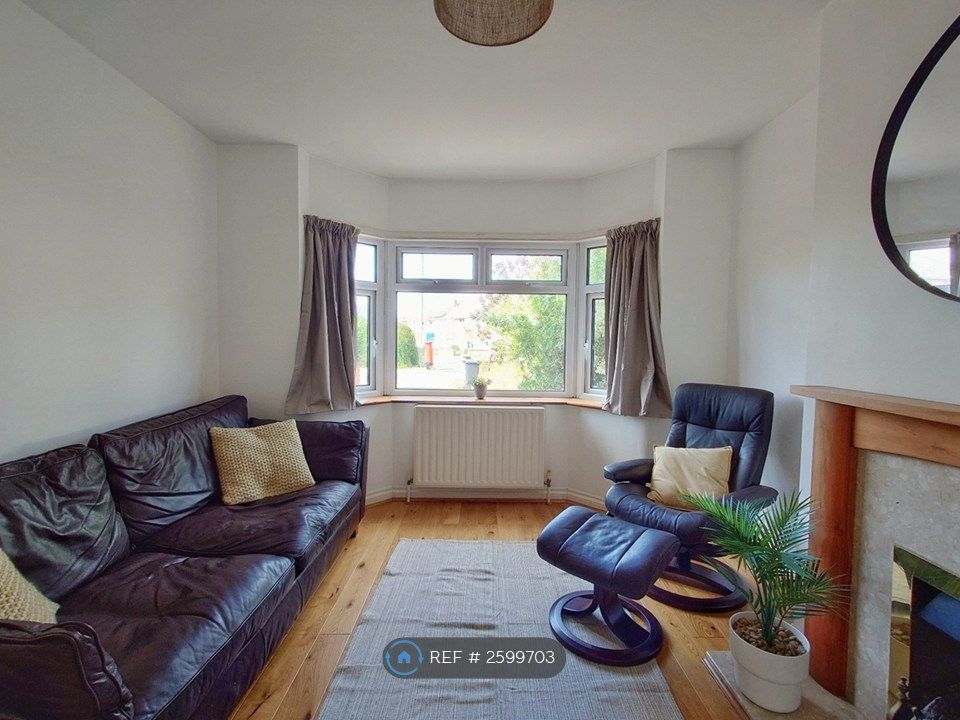 Property photo 3 of 19