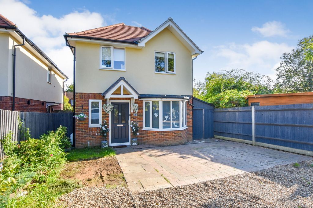 Property photo 1 of 16