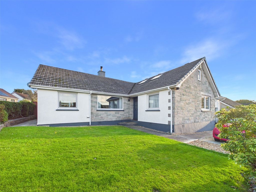 Property photo 1 of 17 Picture No. 01