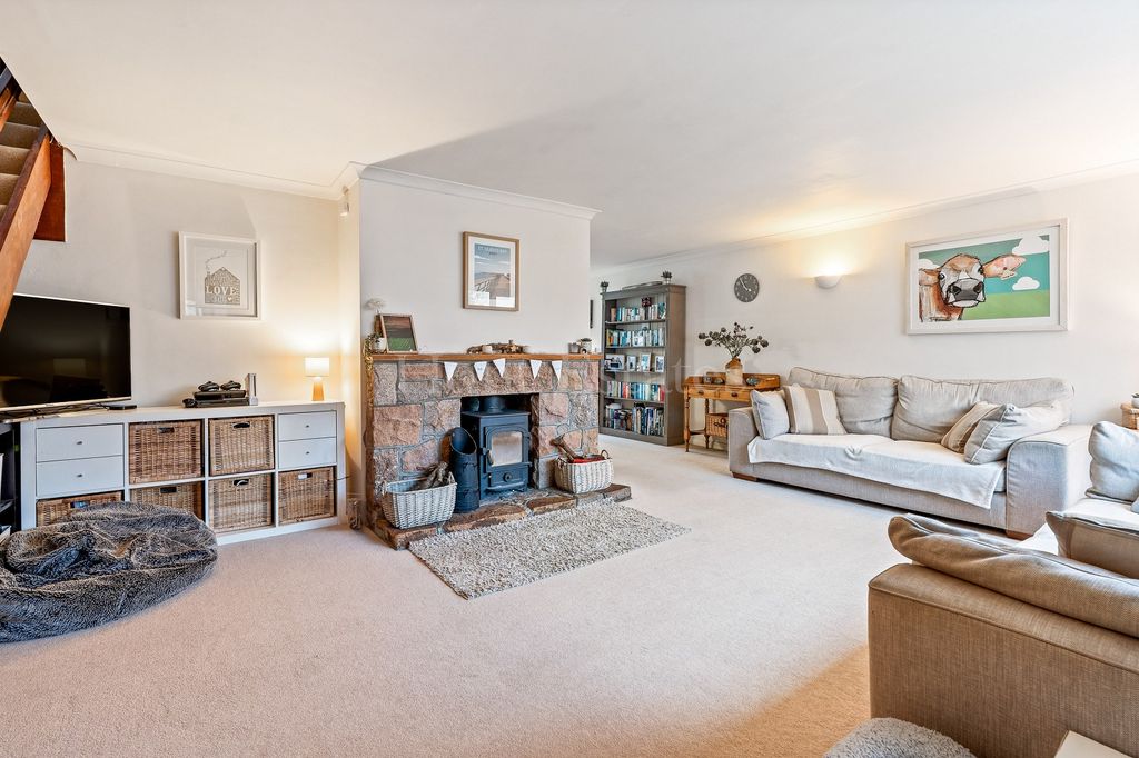 Property photo 3 of 34 Not Specified