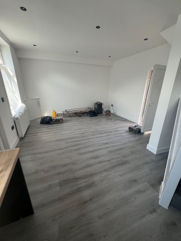 Property photo 3 of 6 Refurb Pictures 19.06 (3)