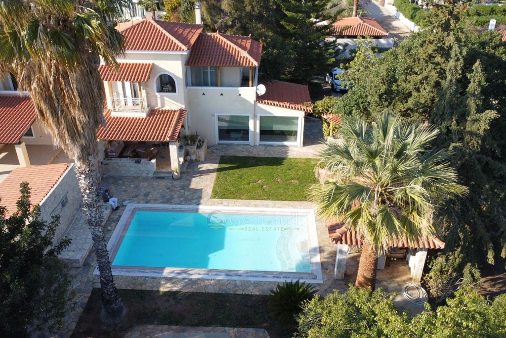 Property photo 1 of 26