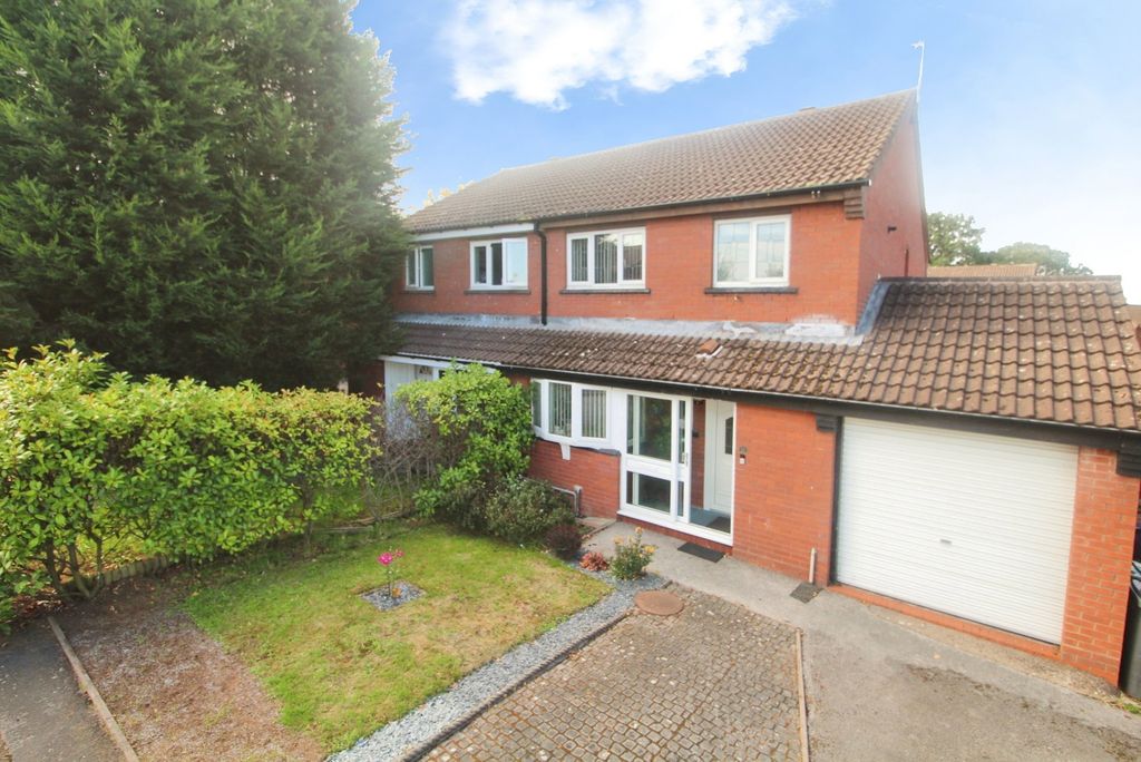 Property photo 1 of 34
