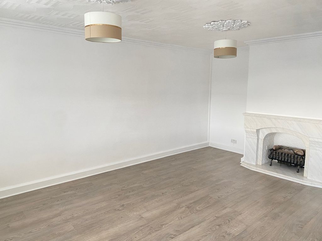 Property photo 2 of 14 Not Specified