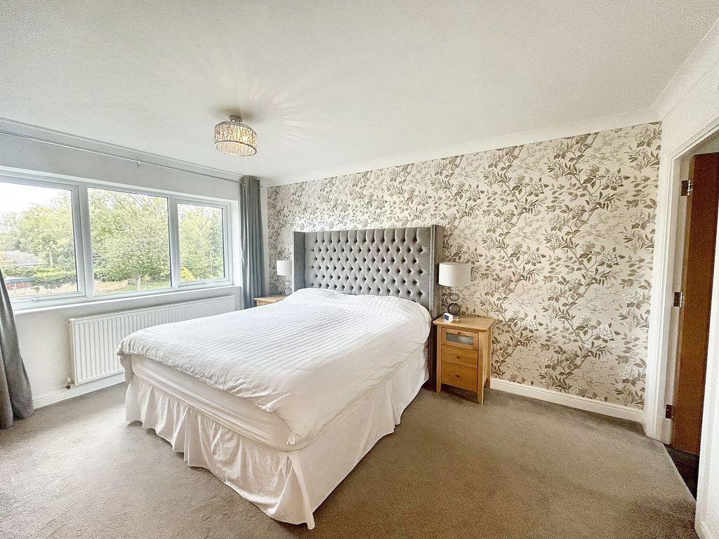 Property photo 3 of 30