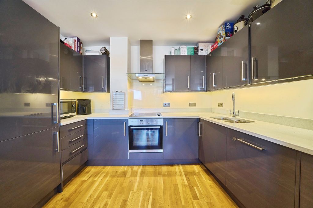 Property photo 3 of 13