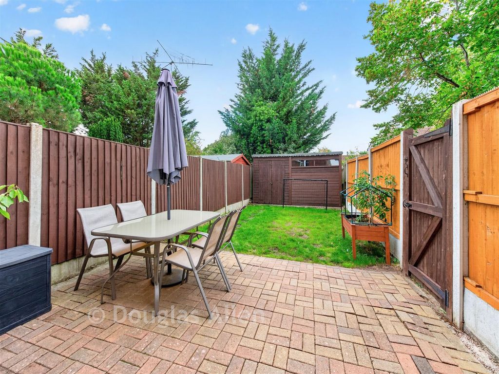 Property photo 1 of 11 (Untitled)