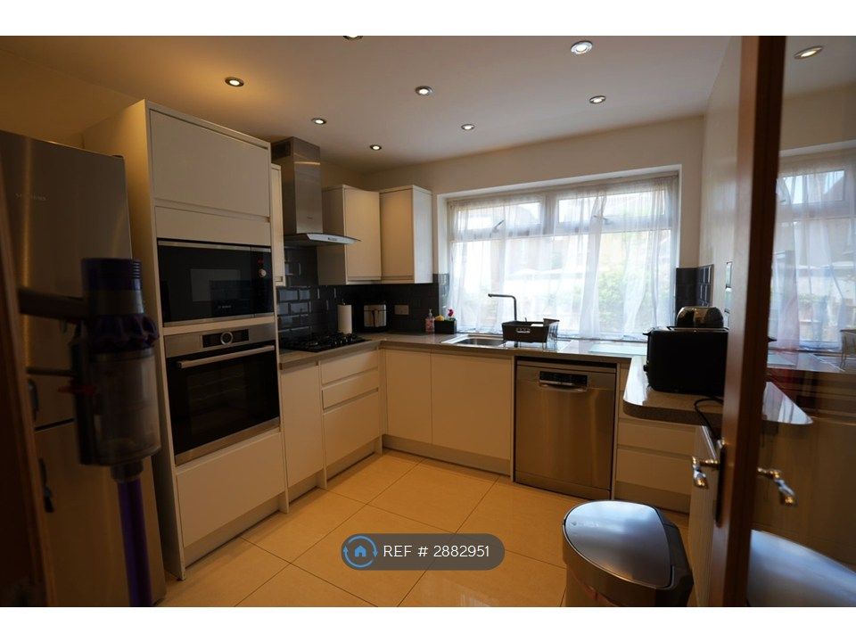 Property photo 1 of 35