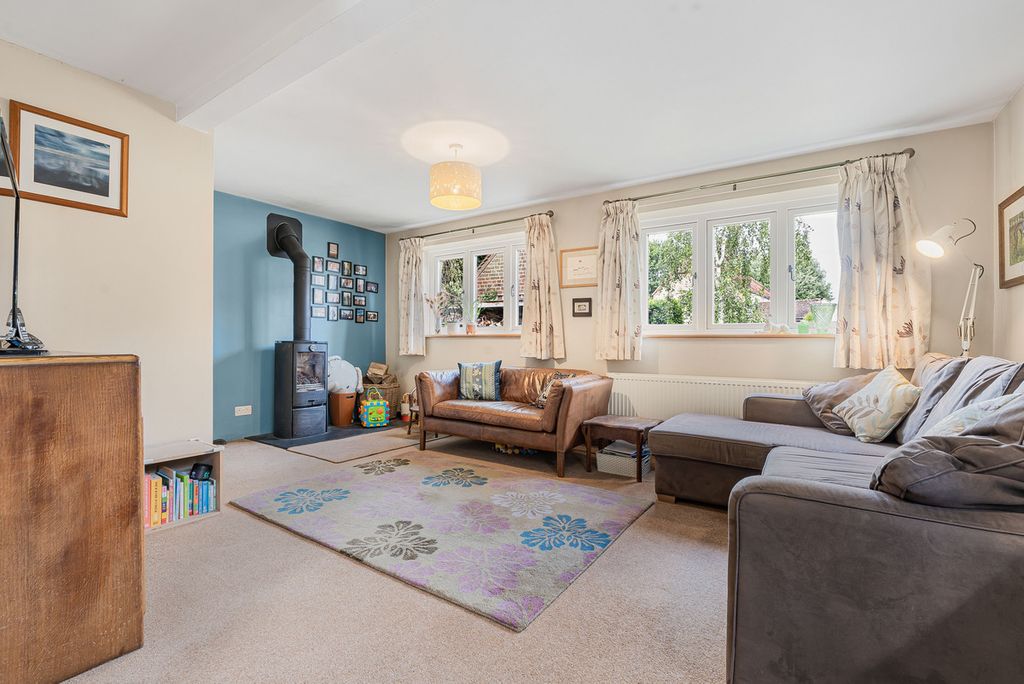 Property photo 2 of 18