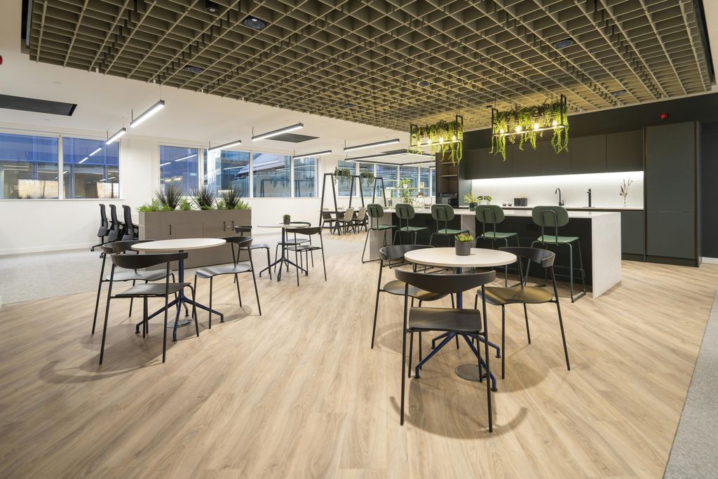 Property photo 3 of 18 MC42425525Hr.Jpg